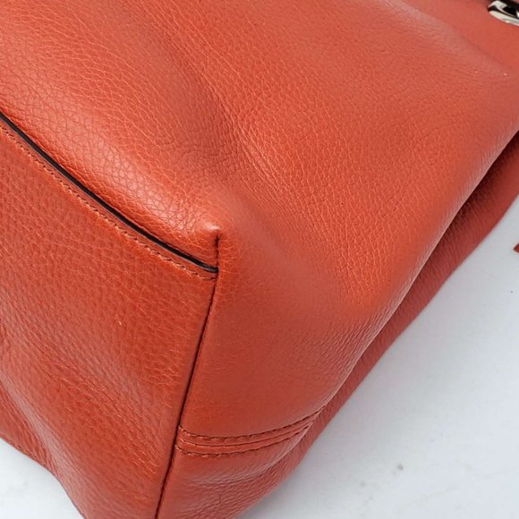 Gucci Soho Medium on Chain Leather Shoulder Bag - Picture 9 of 16